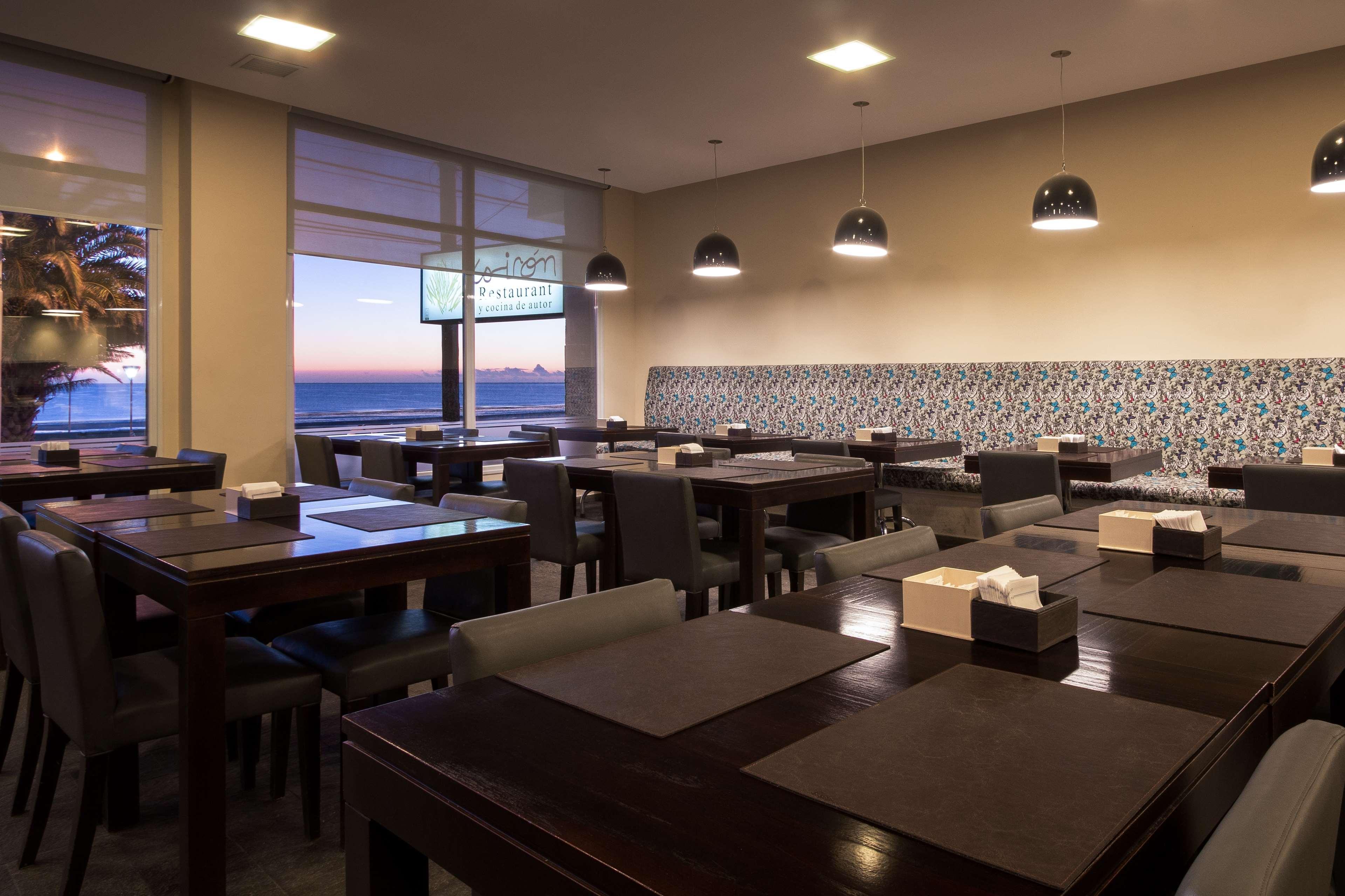 Dazzler By Wyndham Puerto Madryn Hotel Buitenkant foto